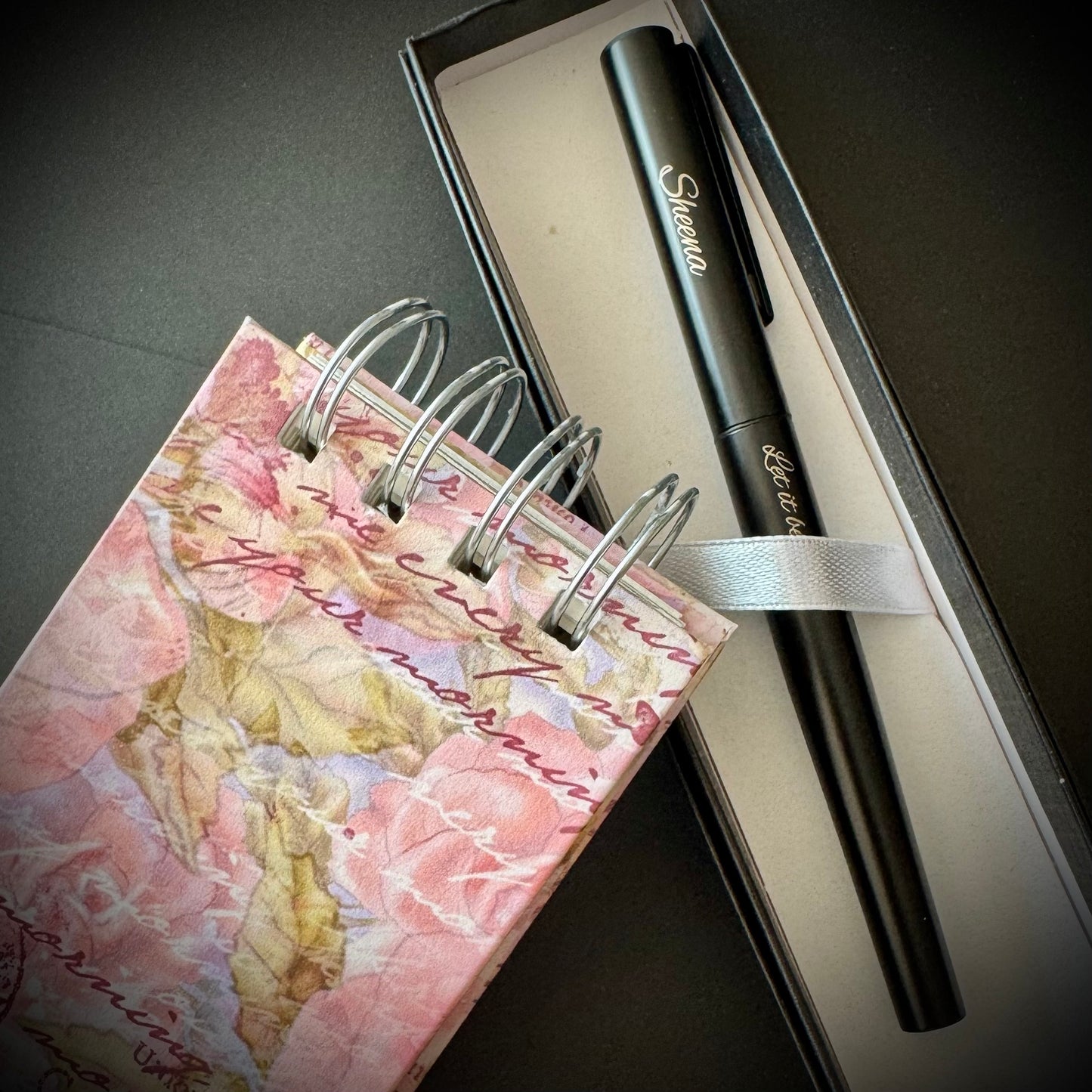 Personalised Fountain Pen and Mini Swatchbook made by Sheena Gift Bundle!